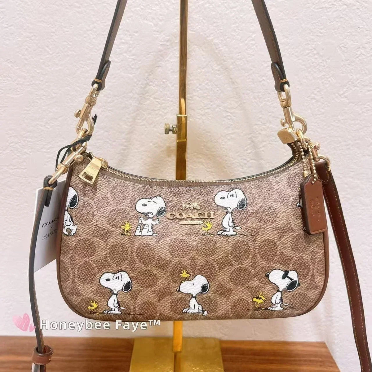 NWT Coach X Peanuts Teri Shoulder Bag Signature Canvas Snoopy Print CBJ88