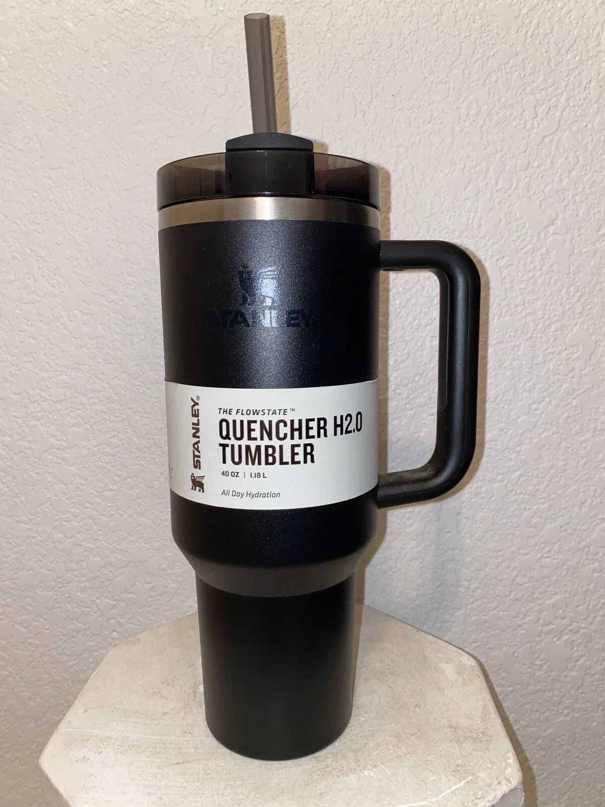 Stanley Quencher H2.0 FlowState Tumbler 40oz Black Stainless Steel Cup