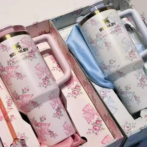Stanley x LoveShackFancy 40oz Holiday Rosa Beaux Blue Tumbler Gift Box